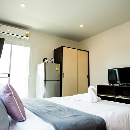 At Ease Hotel Suvarnabhumi Bang Phli Esterno foto