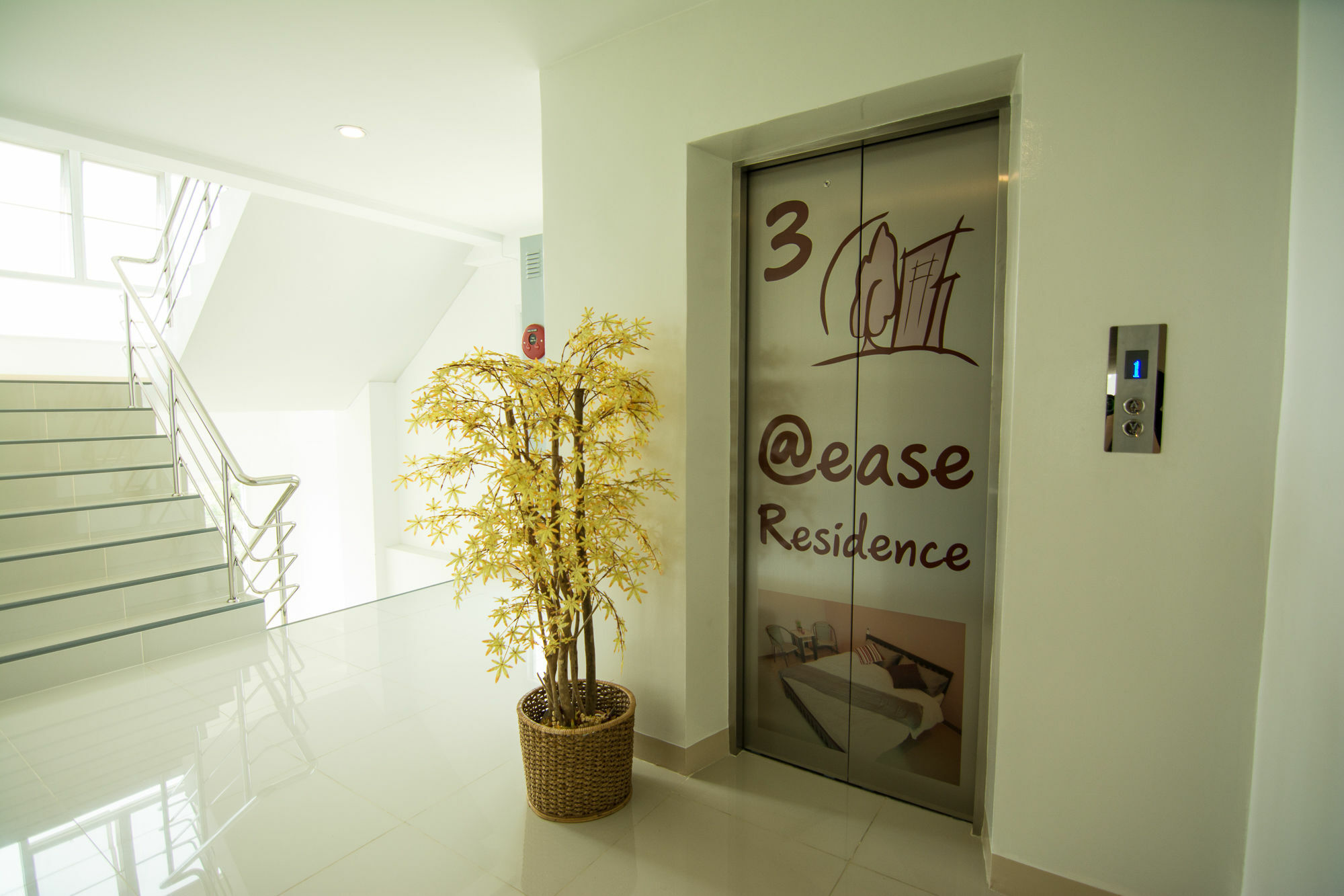 At Ease Hotel Suvarnabhumi Bang Phli Esterno foto